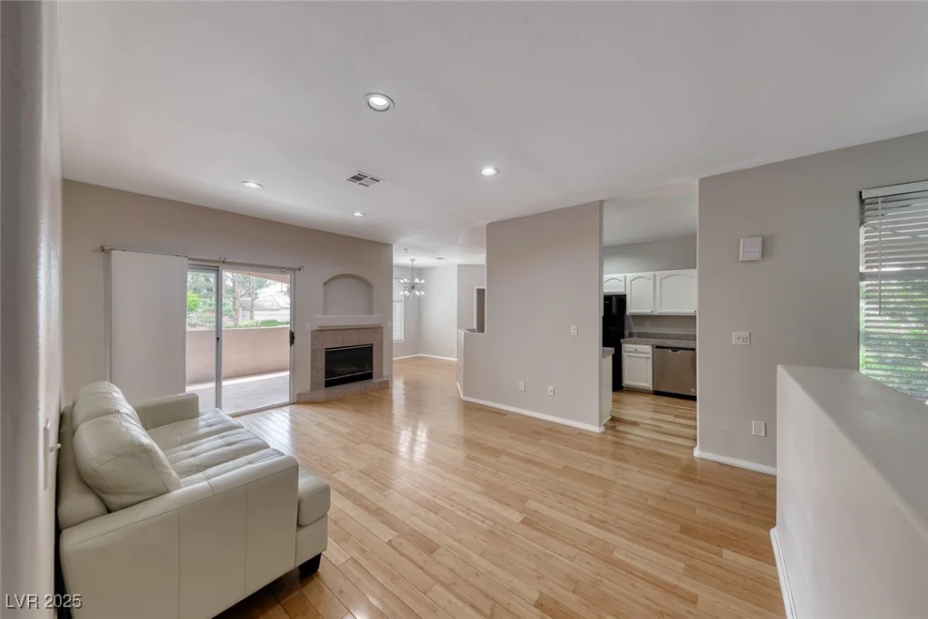2050 Warm Springs, Henderson, NV 89014