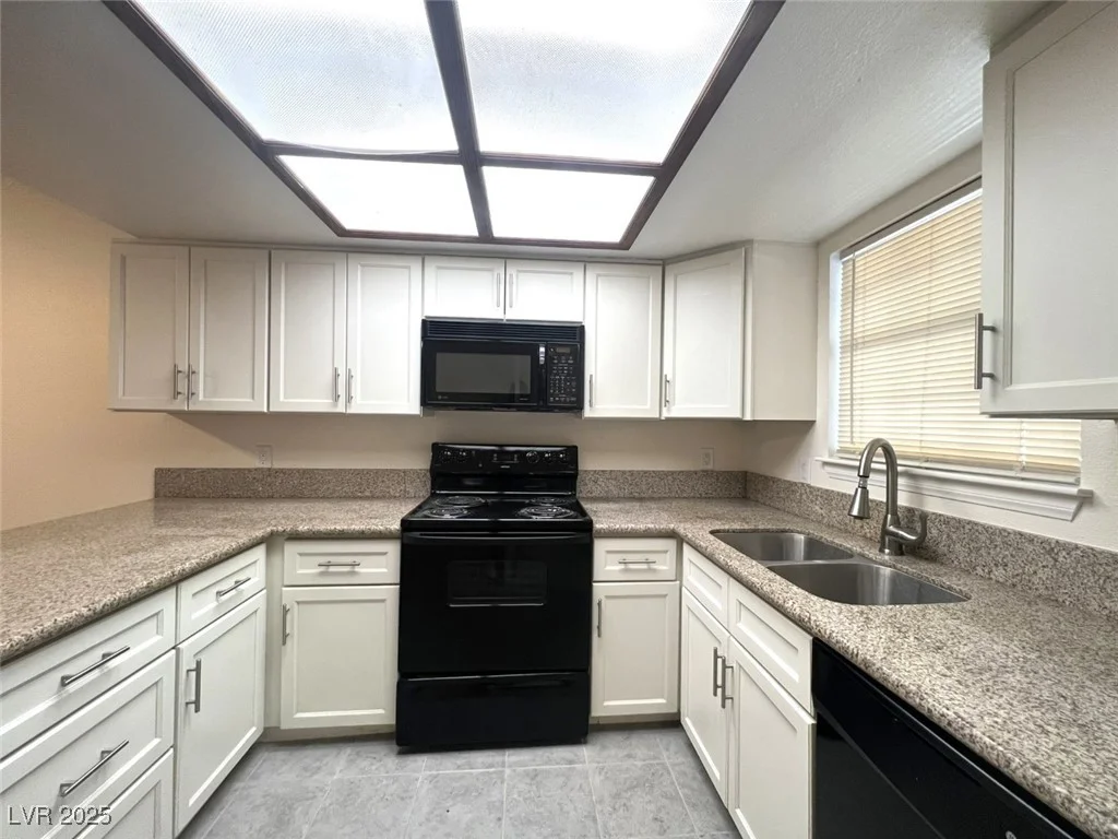 3823 Maryland, Las Vegas, NV 89119