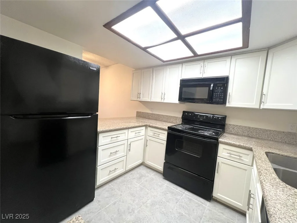 3823 Maryland, Las Vegas, NV 89119