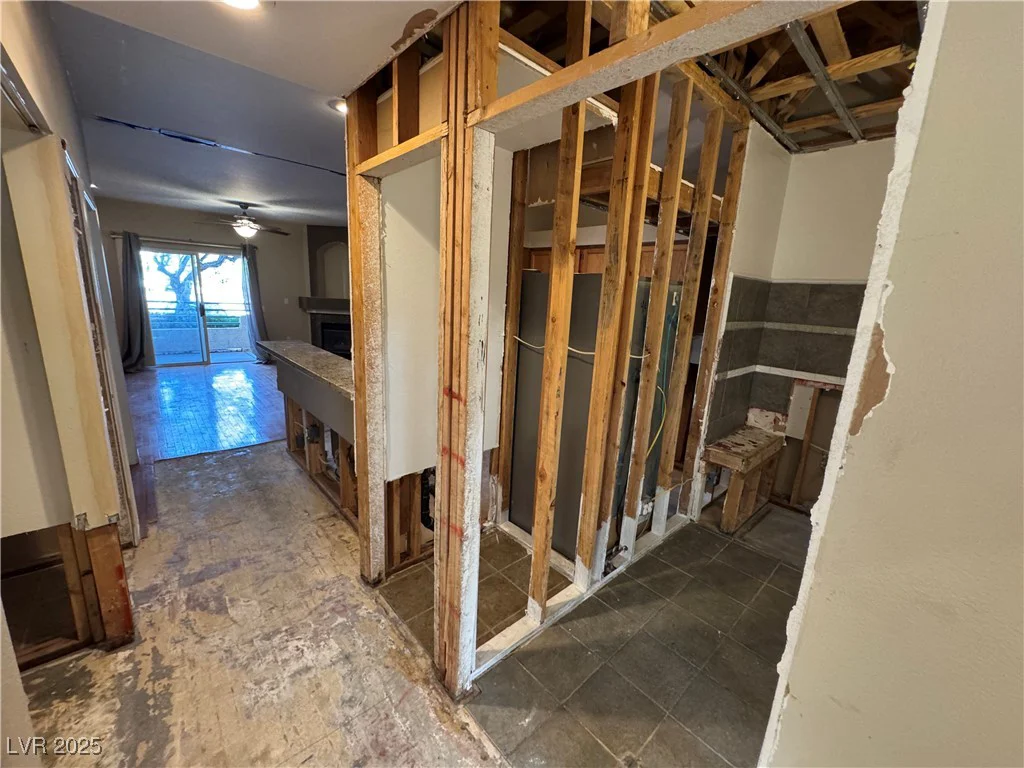 5415 Harmon, Las Vegas, NV 89103