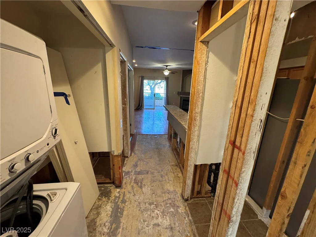 5415 Harmon, Las Vegas, NV 89103