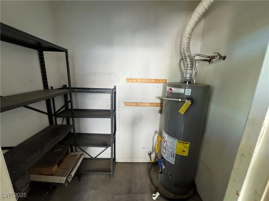 5415 Harmon, Las Vegas, NV 89103