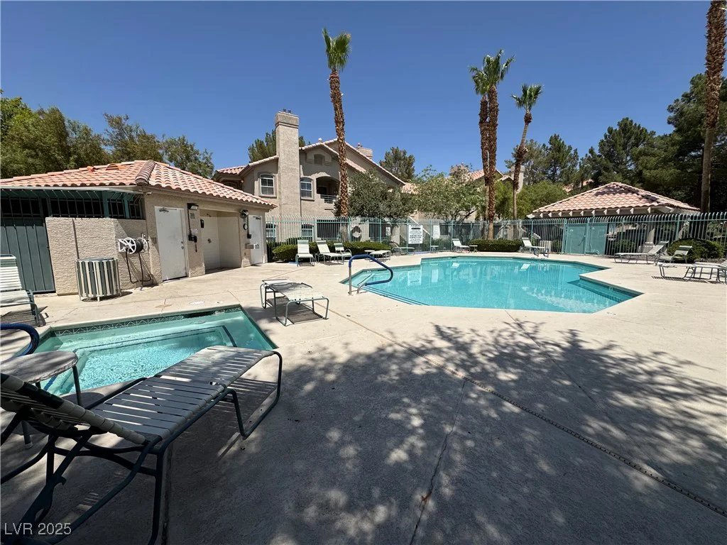 5415 Harmon, Las Vegas, NV 89103