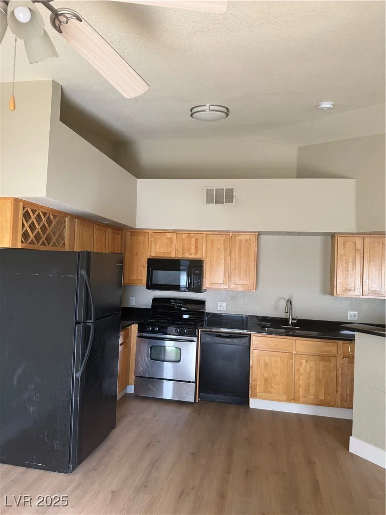 8400 Charleston, Las Vegas, NV 89117