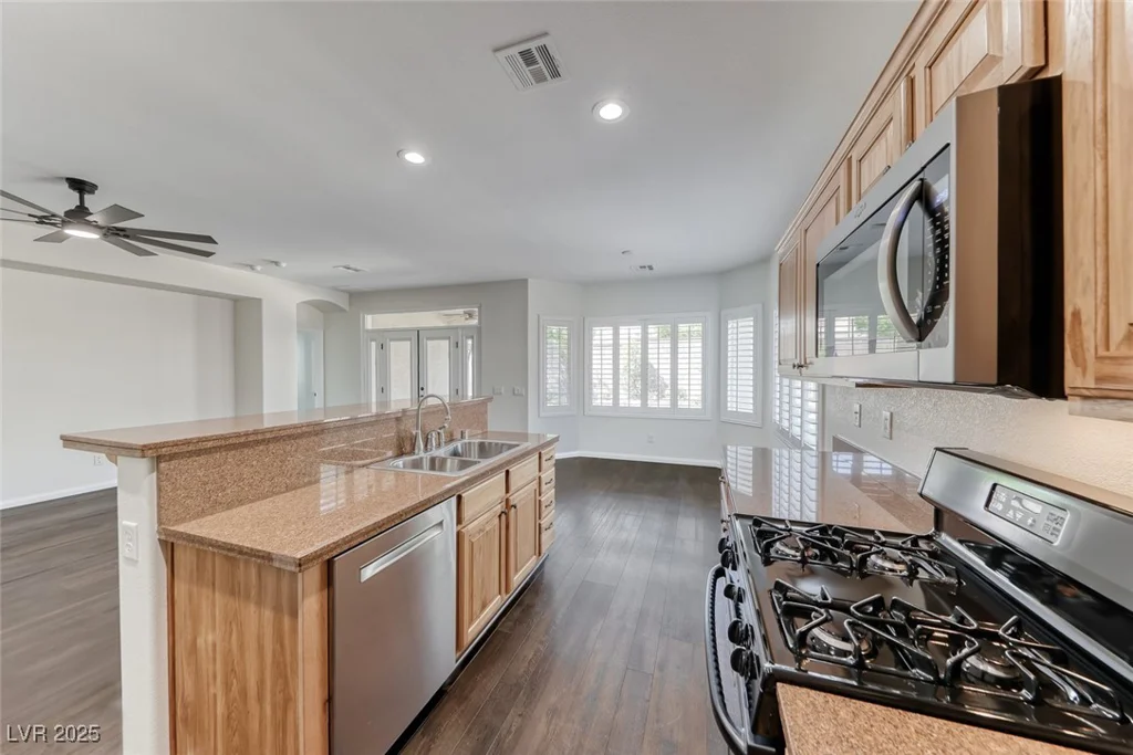 2691 Ivoryhill, Las Vegas, NV 89135