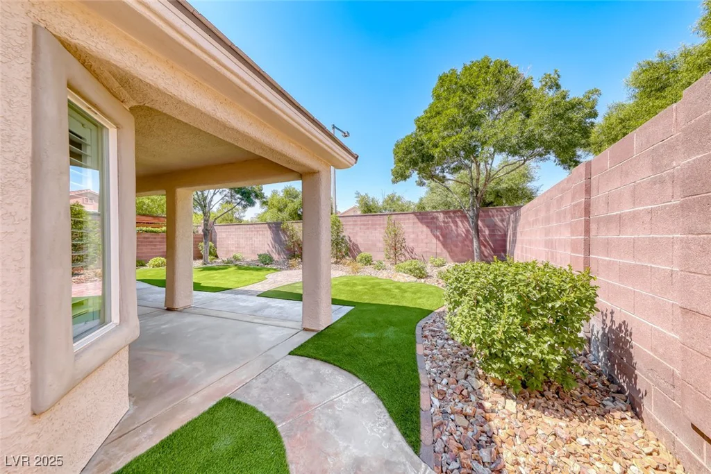 2691 Ivoryhill, Las Vegas, NV 89135