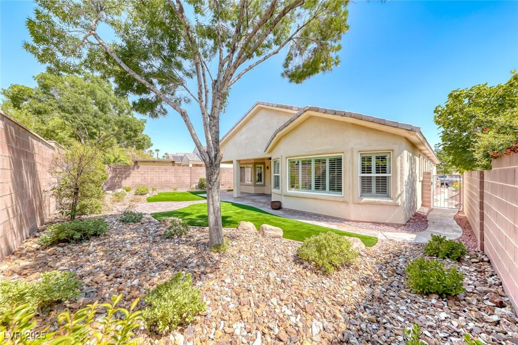 2691 Ivoryhill, Las Vegas, NV 89135