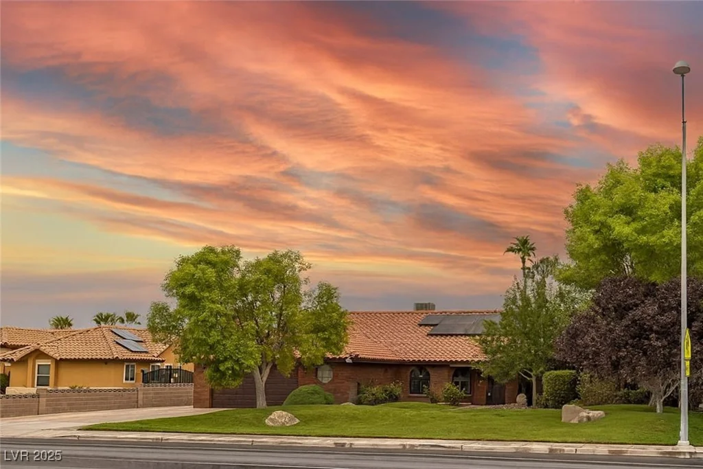 5321 Durango, Las Vegas, NV 89149