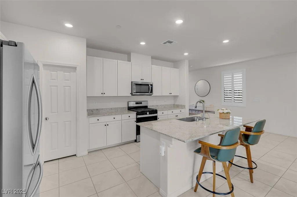 3739 Rabbit Hollow, Las Vegas, NV 89129