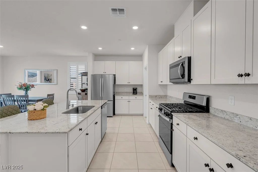 3739 Rabbit Hollow, Las Vegas, NV 89129