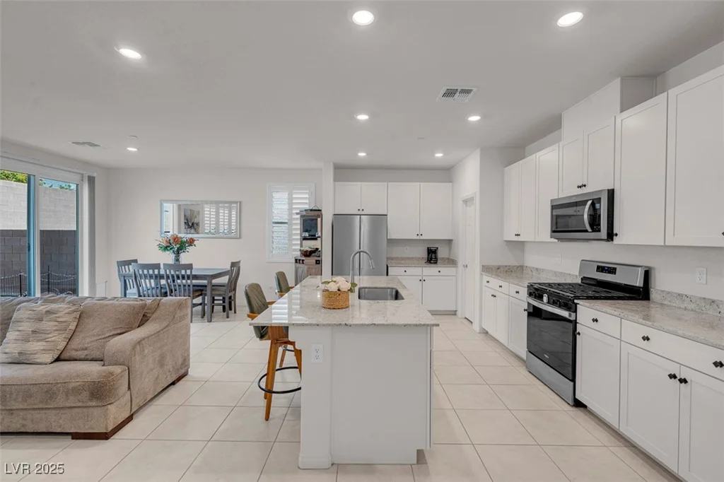 3739 Rabbit Hollow, Las Vegas, NV 89129