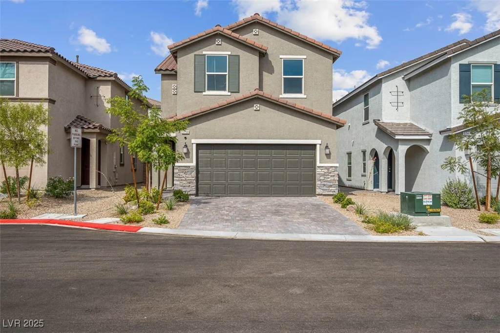3739 Rabbit Hollow, Las Vegas, NV 89129