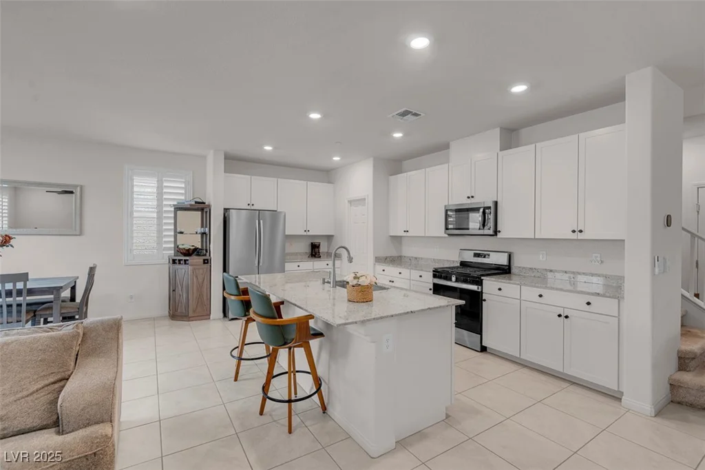3739 Rabbit Hollow, Las Vegas, NV 89129