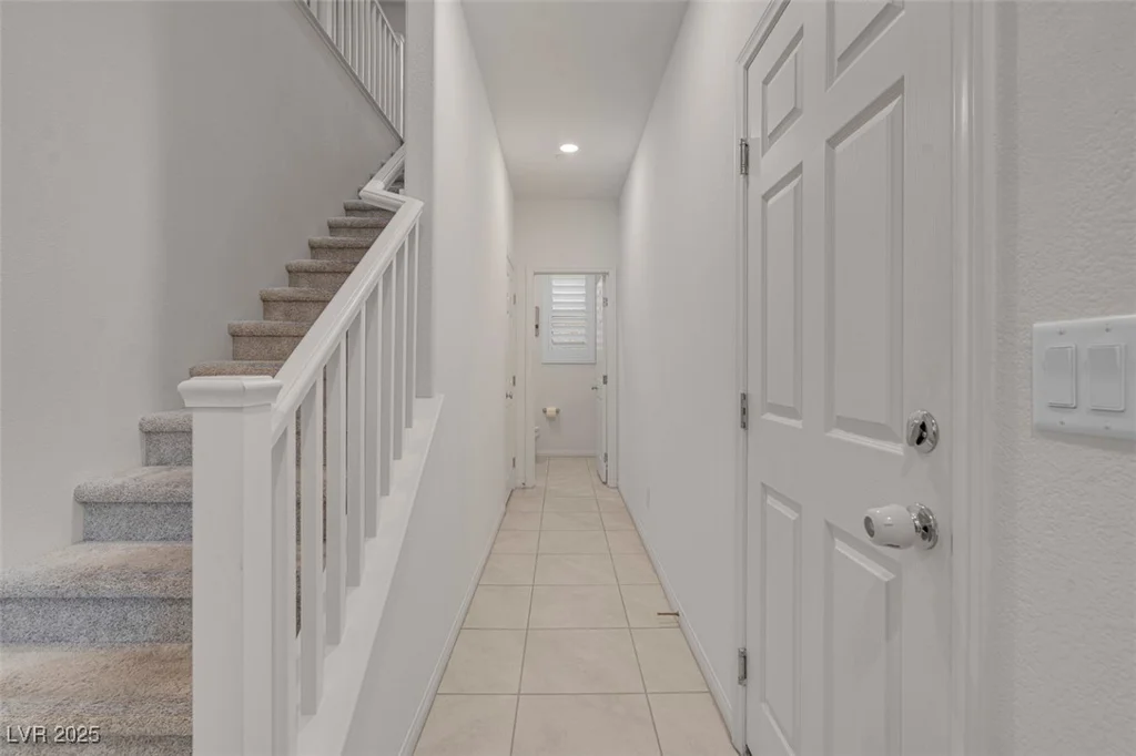 3739 Rabbit Hollow, Las Vegas, NV 89129