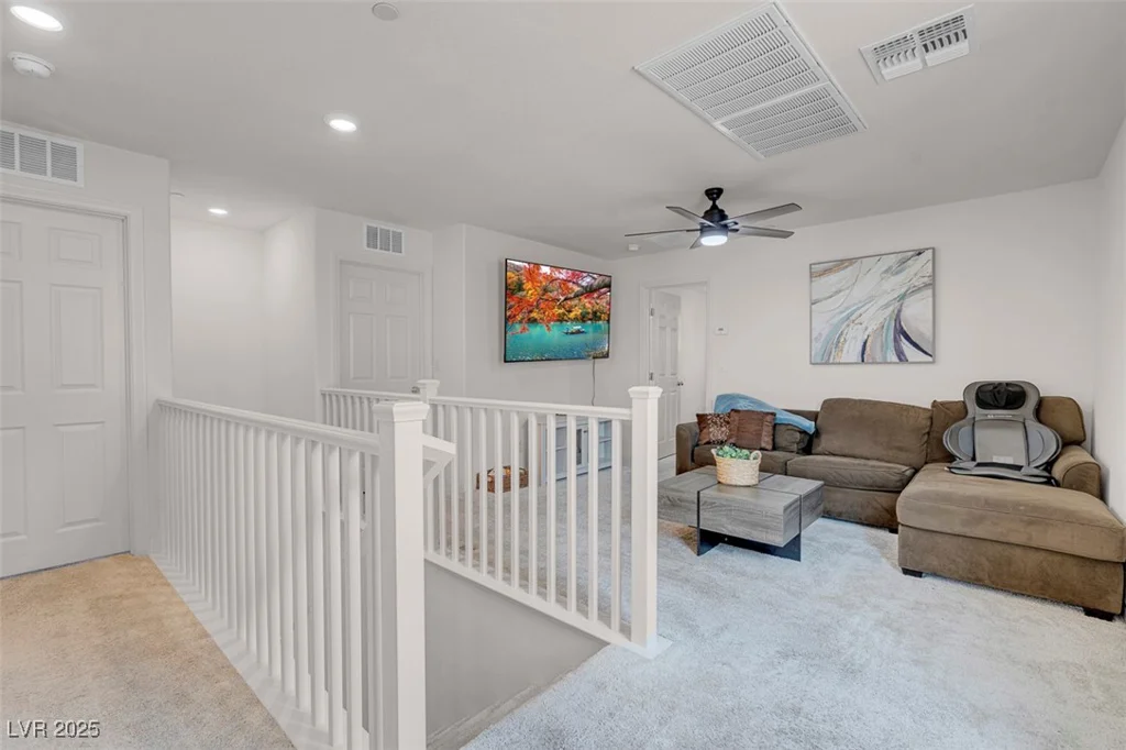 3739 Rabbit Hollow, Las Vegas, NV 89129