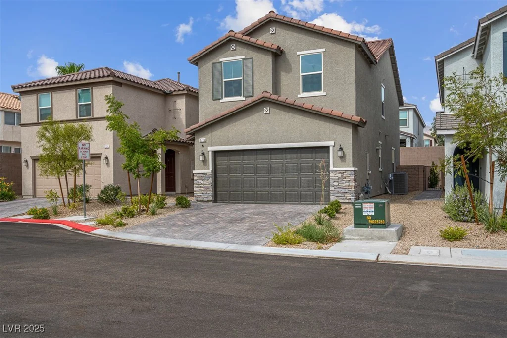 3739 Rabbit Hollow, Las Vegas, NV 89129