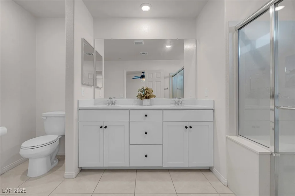 3739 Rabbit Hollow, Las Vegas, NV 89129