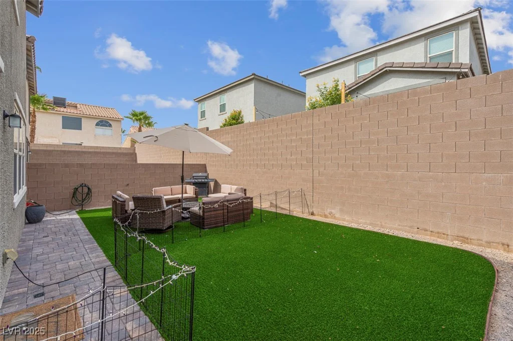 3739 Rabbit Hollow, Las Vegas, NV 89129