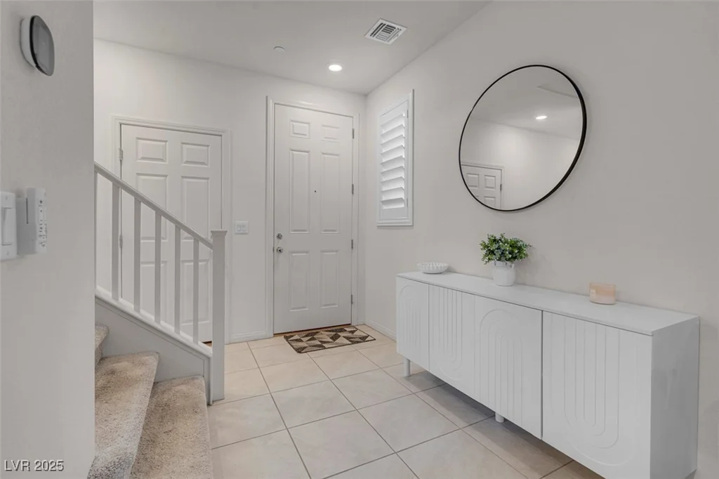 3739 Rabbit Hollow, Las Vegas, NV 89129