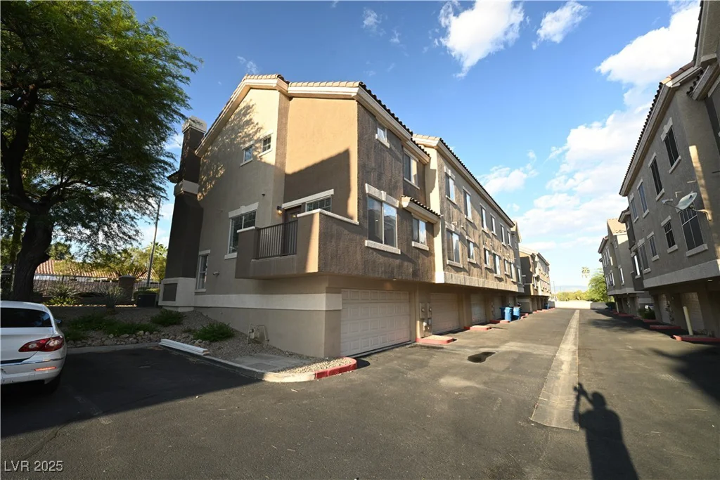 2775 Red Vista, Henderson, NV 89074