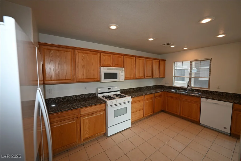 2775 Red Vista, Henderson, NV 89074