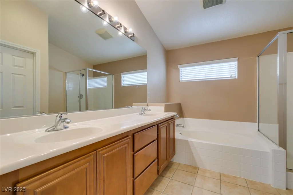 6067 Doroca, Las Vegas, NV 89148