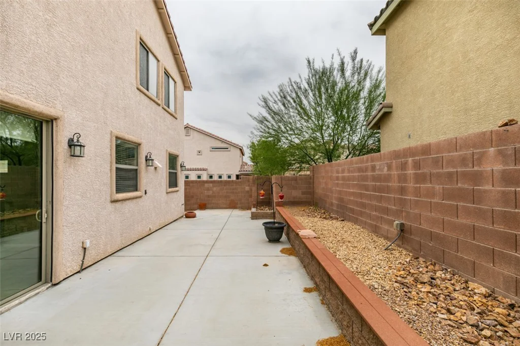 6067 Doroca, Las Vegas, NV 89148
