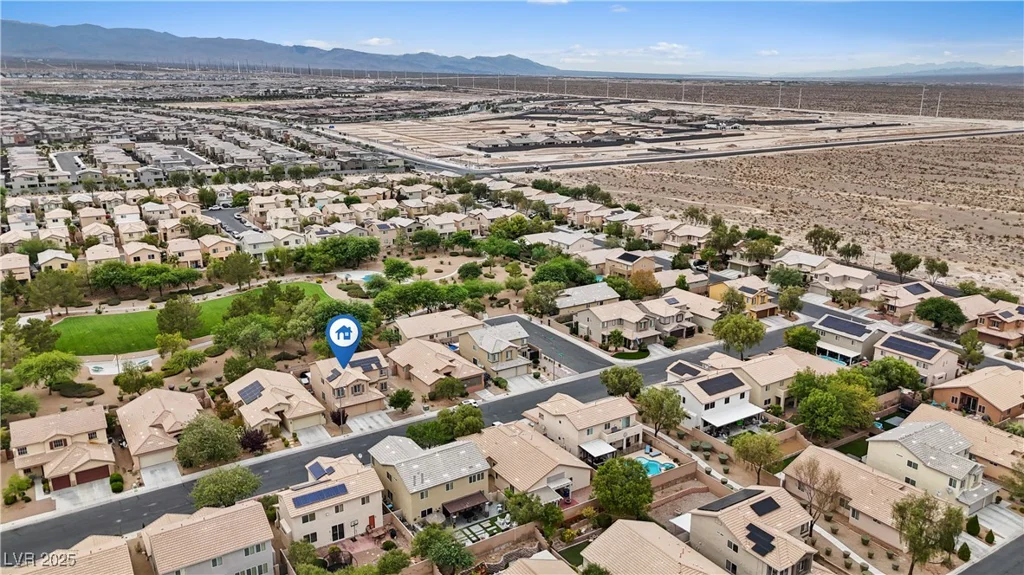 9807 Red Deer, Las Vegas, NV 89143