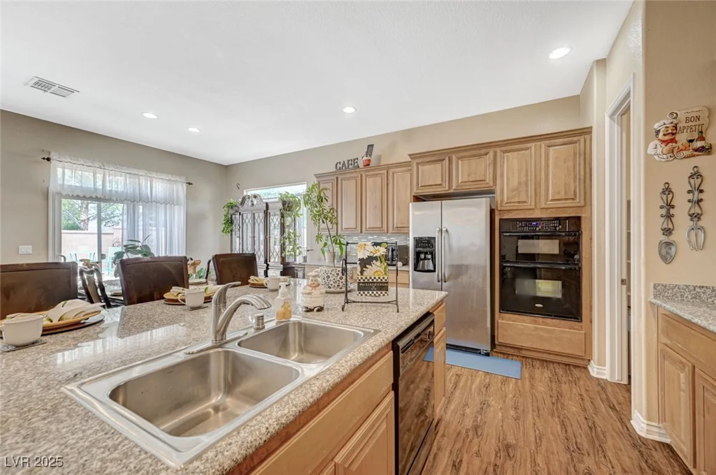 5698 Hoptree, Pahrump, NV 89061