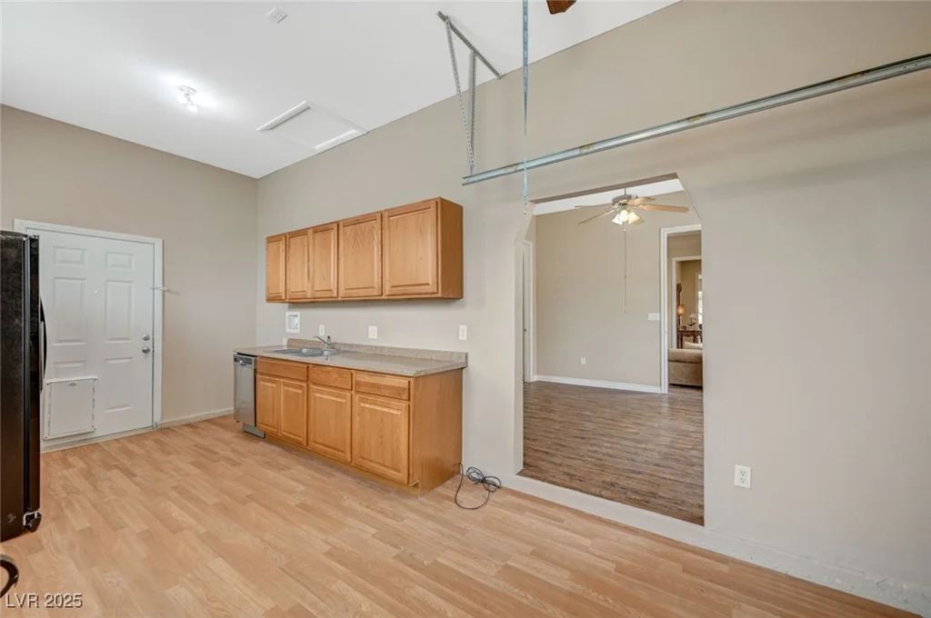 5698 Hoptree, Pahrump, NV 89061