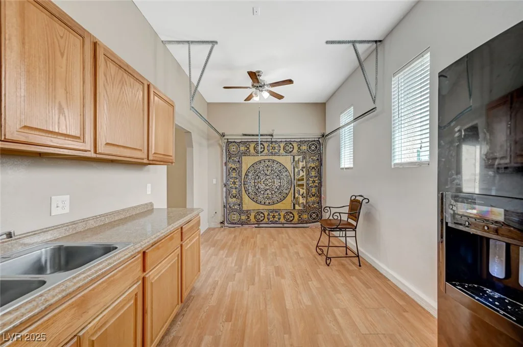 5698 Hoptree, Pahrump, NV 89061