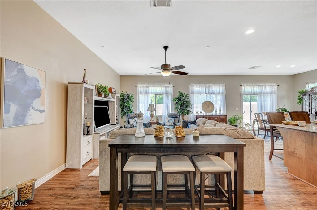 5698 Hoptree, Pahrump, NV 89061
