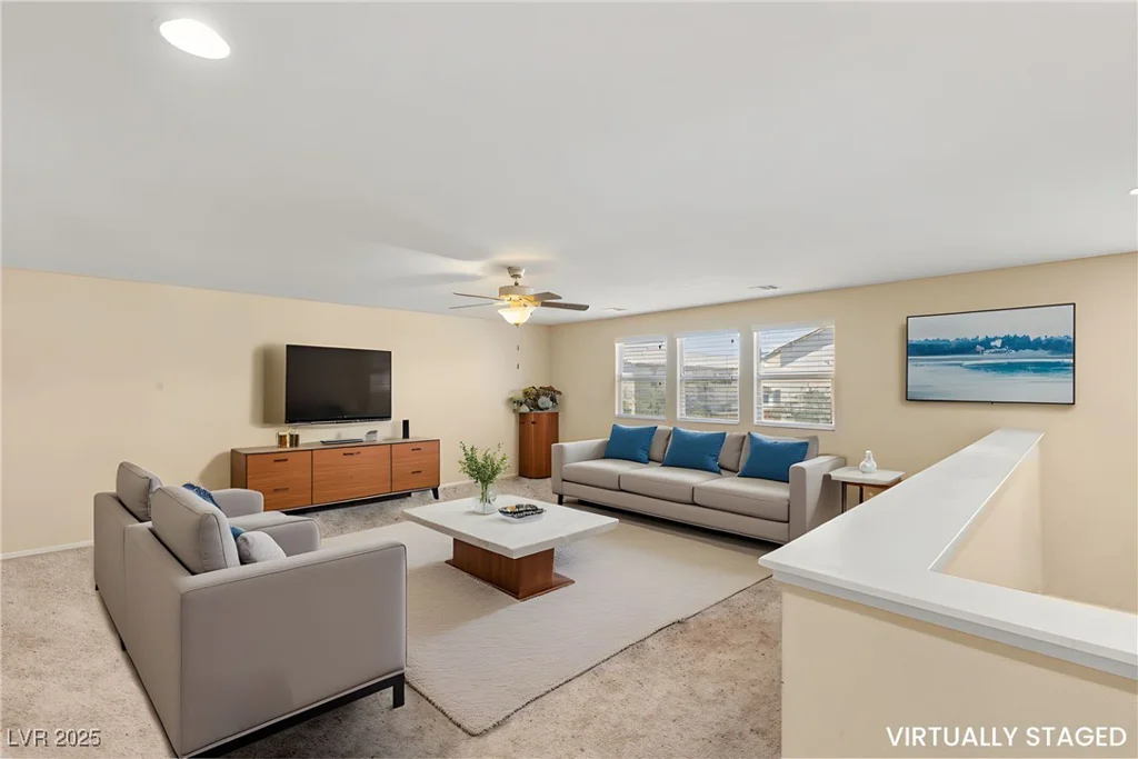 909 Aspen Hollow, North Las Vegas, NV 89084