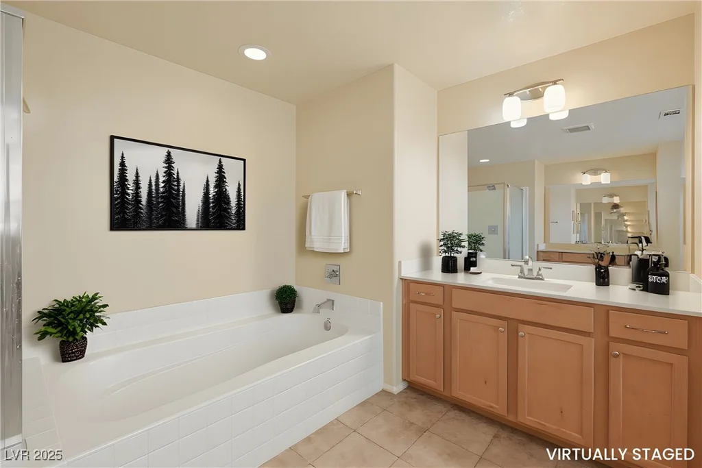 909 Aspen Hollow, North Las Vegas, NV 89084