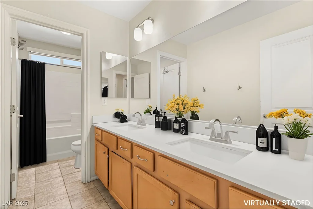 909 Aspen Hollow, North Las Vegas, NV 89084