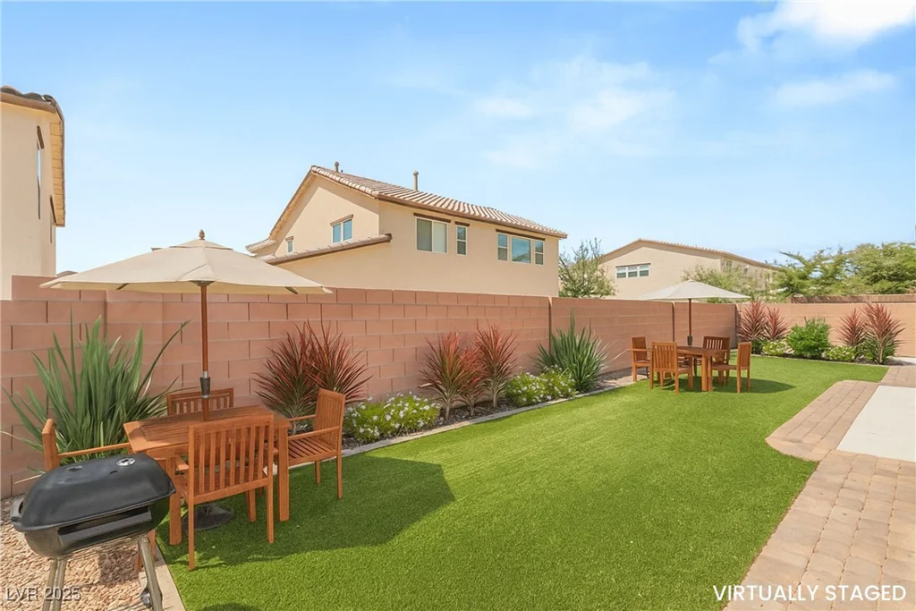 909 Aspen Hollow, North Las Vegas, NV 89084