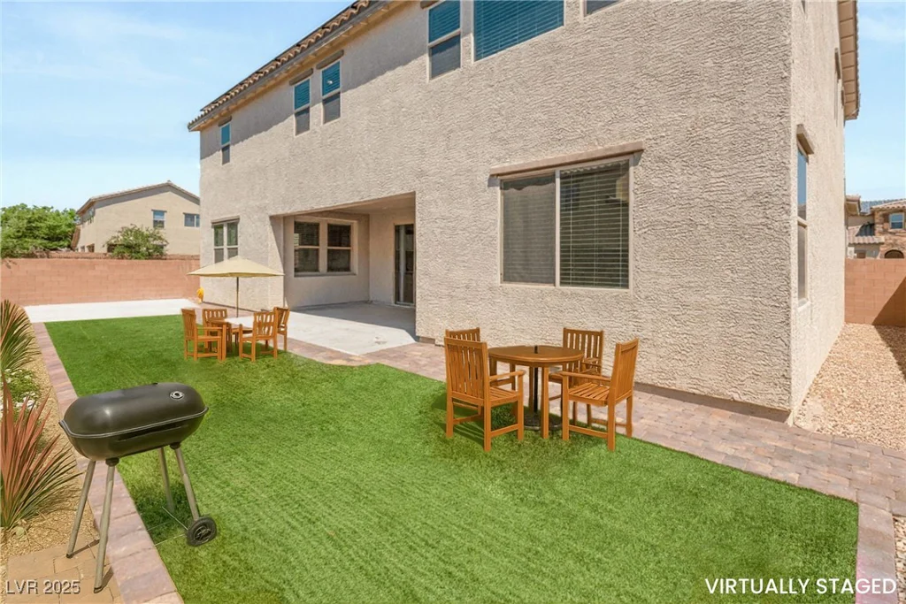 909 Aspen Hollow, North Las Vegas, NV 89084