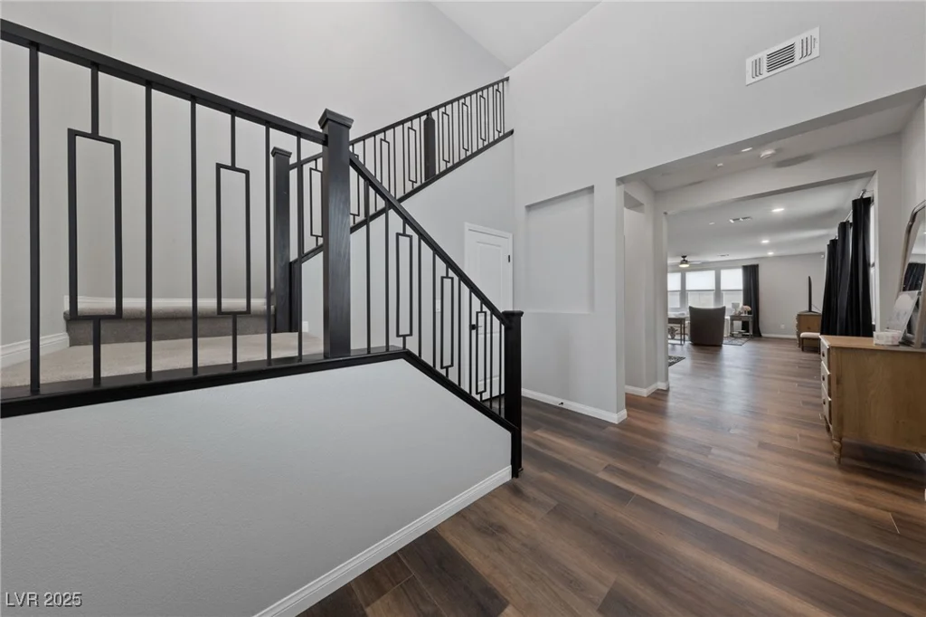6915 Elysian Valley, Las Vegas, NV 89113
