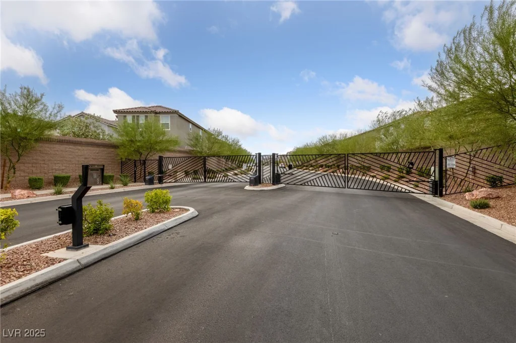 6915 Elysian Valley, Las Vegas, NV 89113