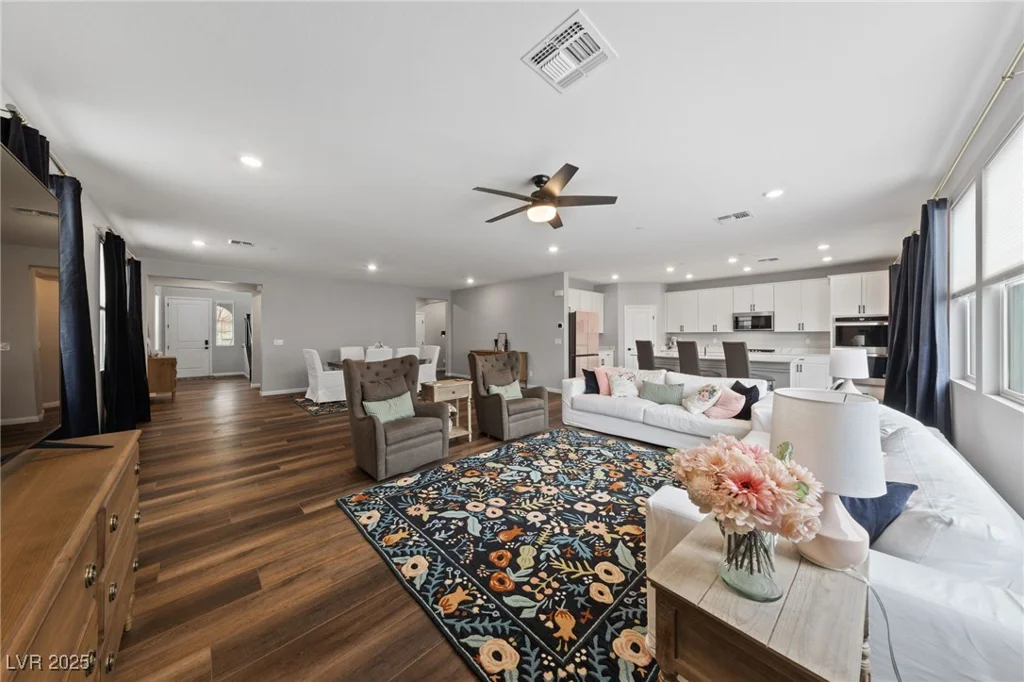 6915 Elysian Valley, Las Vegas, NV 89113