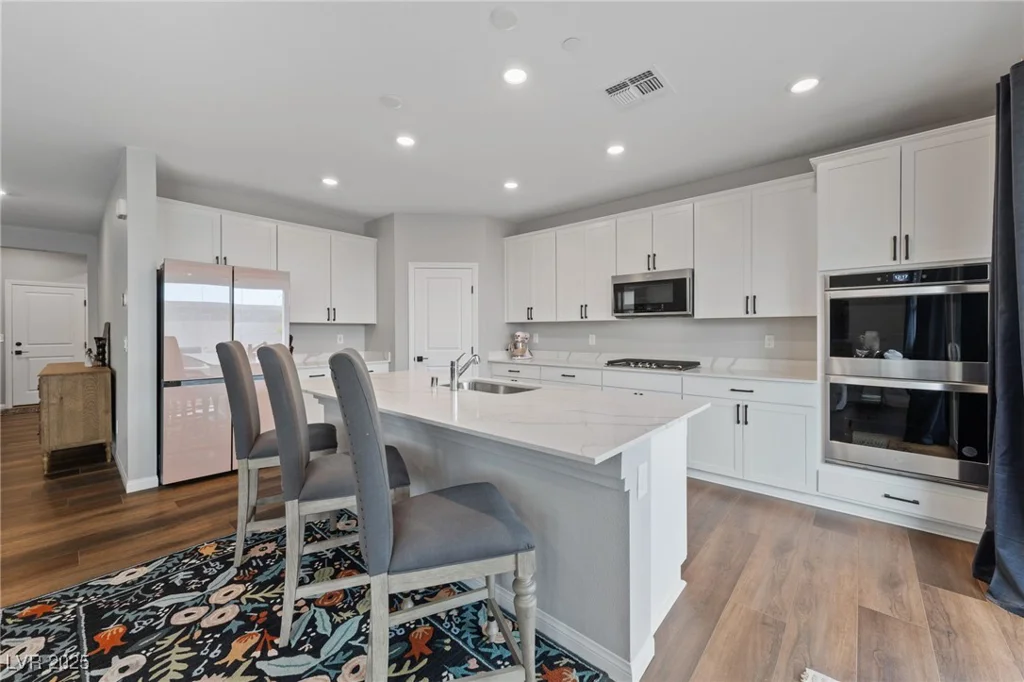 6915 Elysian Valley, Las Vegas, NV 89113