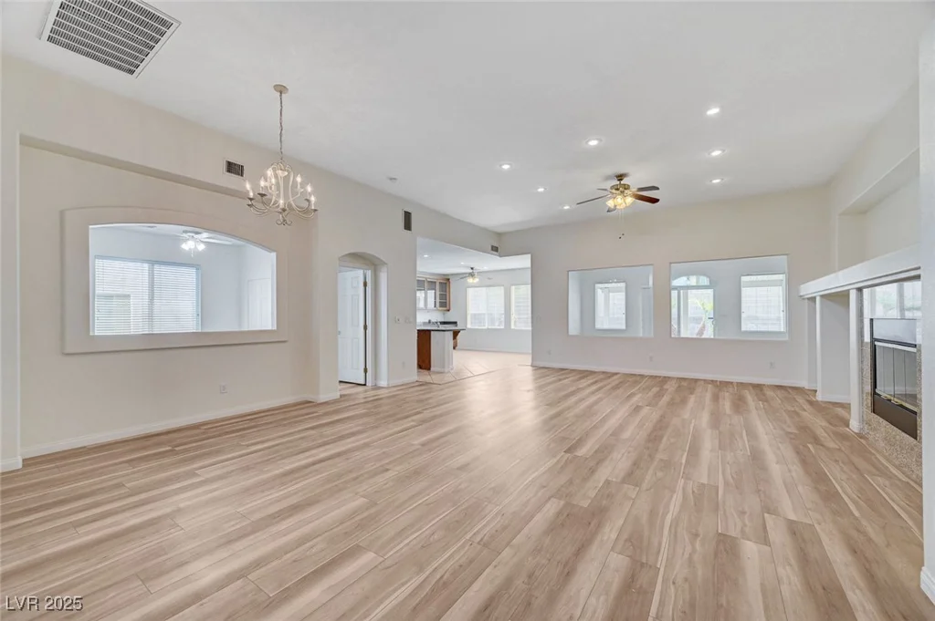7805 Red Leaf, Las Vegas, NV 89131