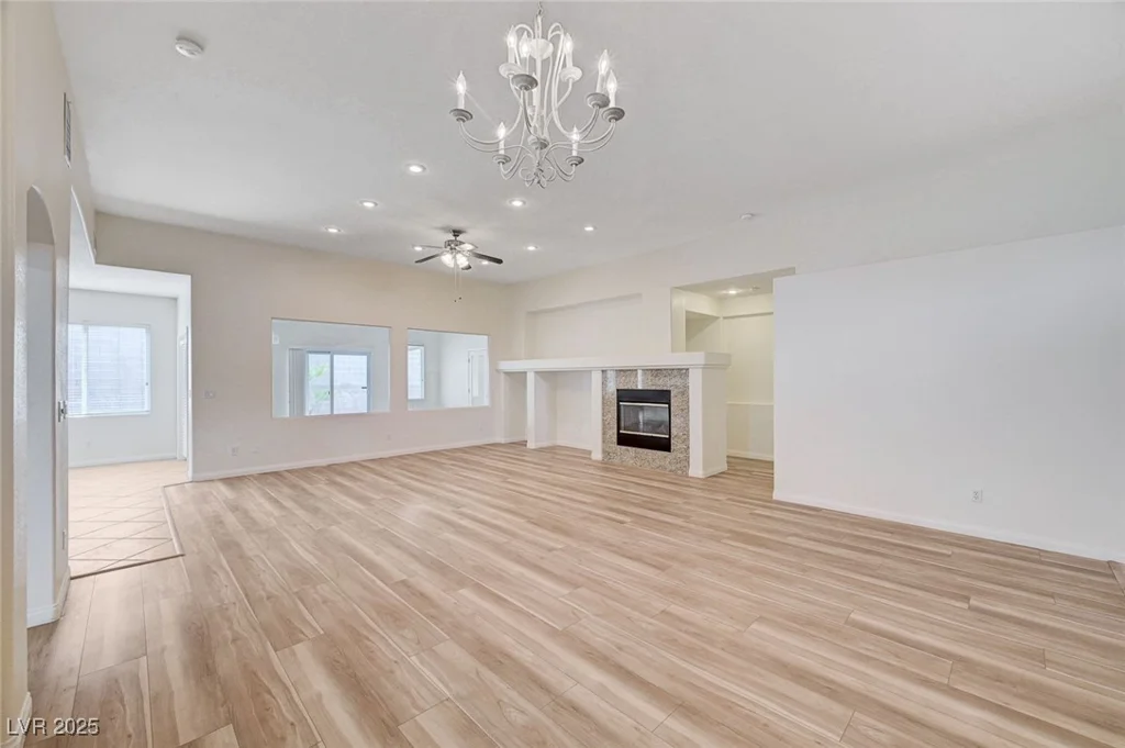 7805 Red Leaf, Las Vegas, NV 89131