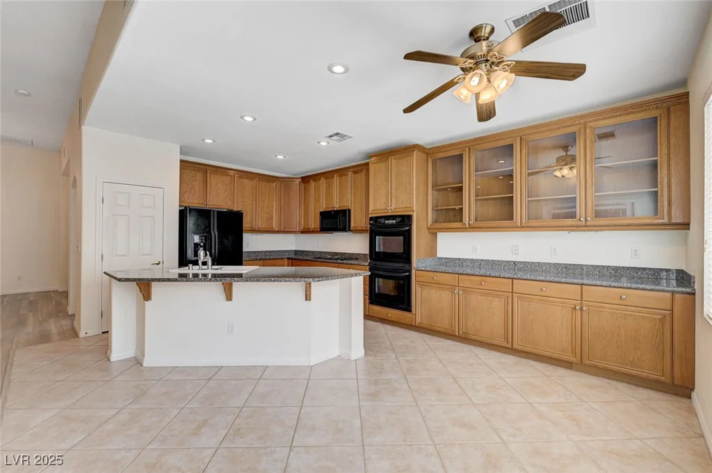 7805 Red Leaf, Las Vegas, NV 89131