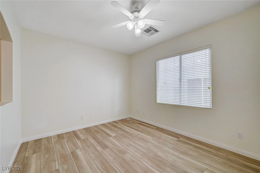 7805 Red Leaf, Las Vegas, NV 89131