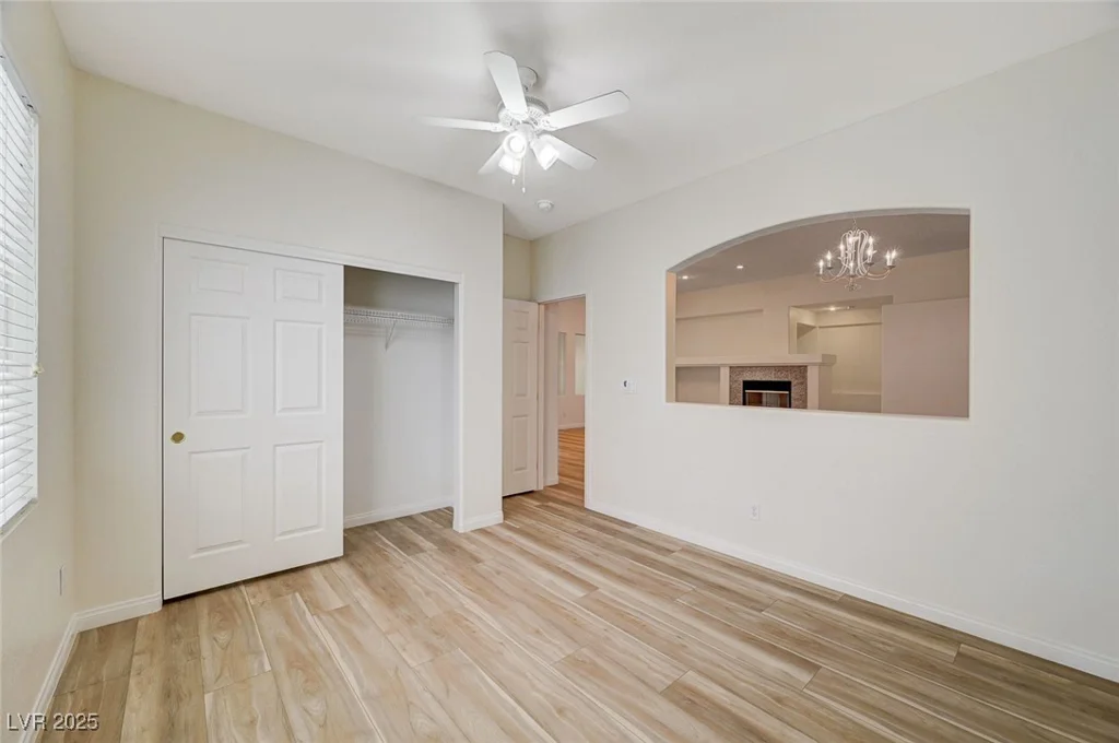 7805 Red Leaf, Las Vegas, NV 89131