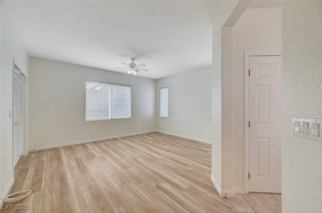7805 Red Leaf, Las Vegas, NV 89131