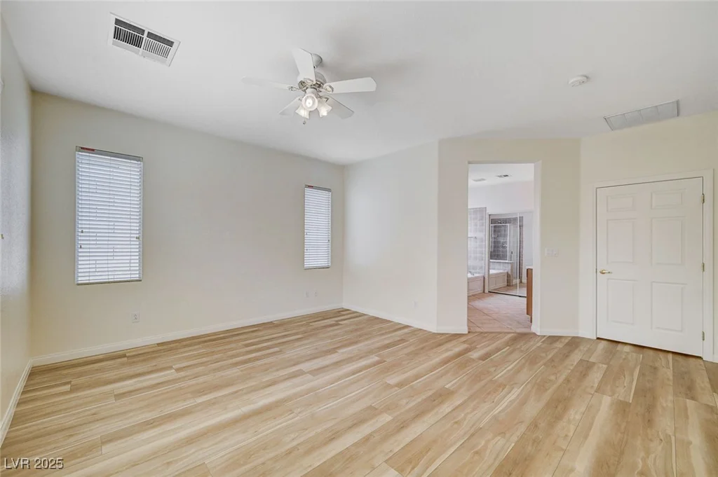 7805 Red Leaf, Las Vegas, NV 89131