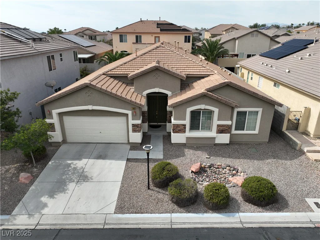 7805 Red Leaf, Las Vegas, NV 89131