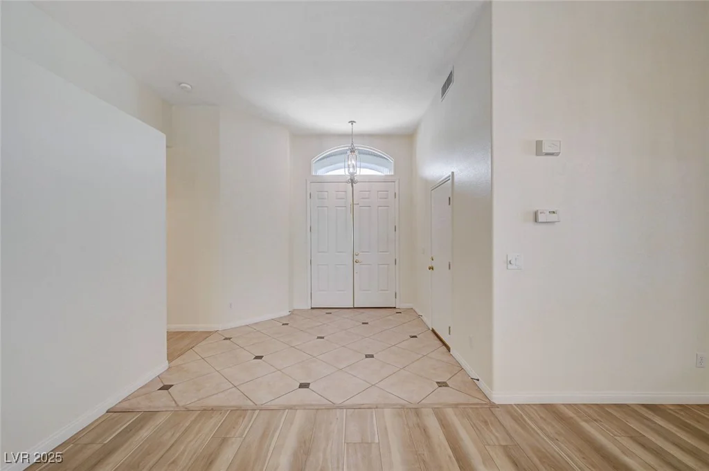 7805 Red Leaf, Las Vegas, NV 89131